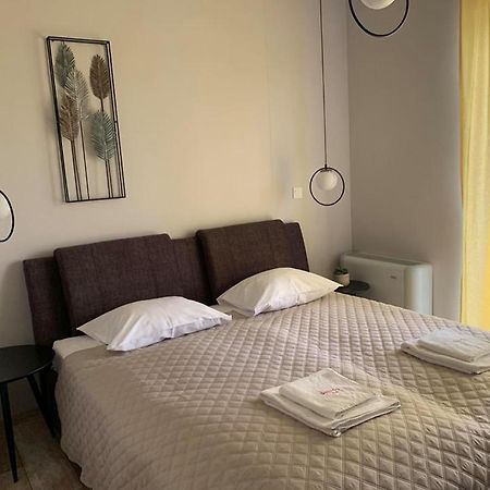 Balkon Apartmanhaz Panzio Balatonfured Ngoại thất bức ảnh