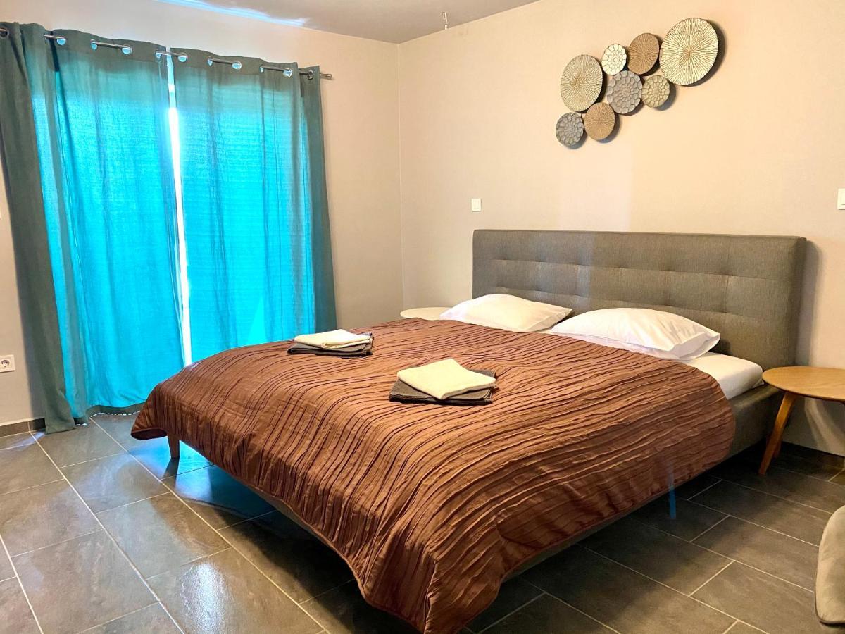 Balkon Apartmanhaz Panzio Balatonfured Ngoại thất bức ảnh